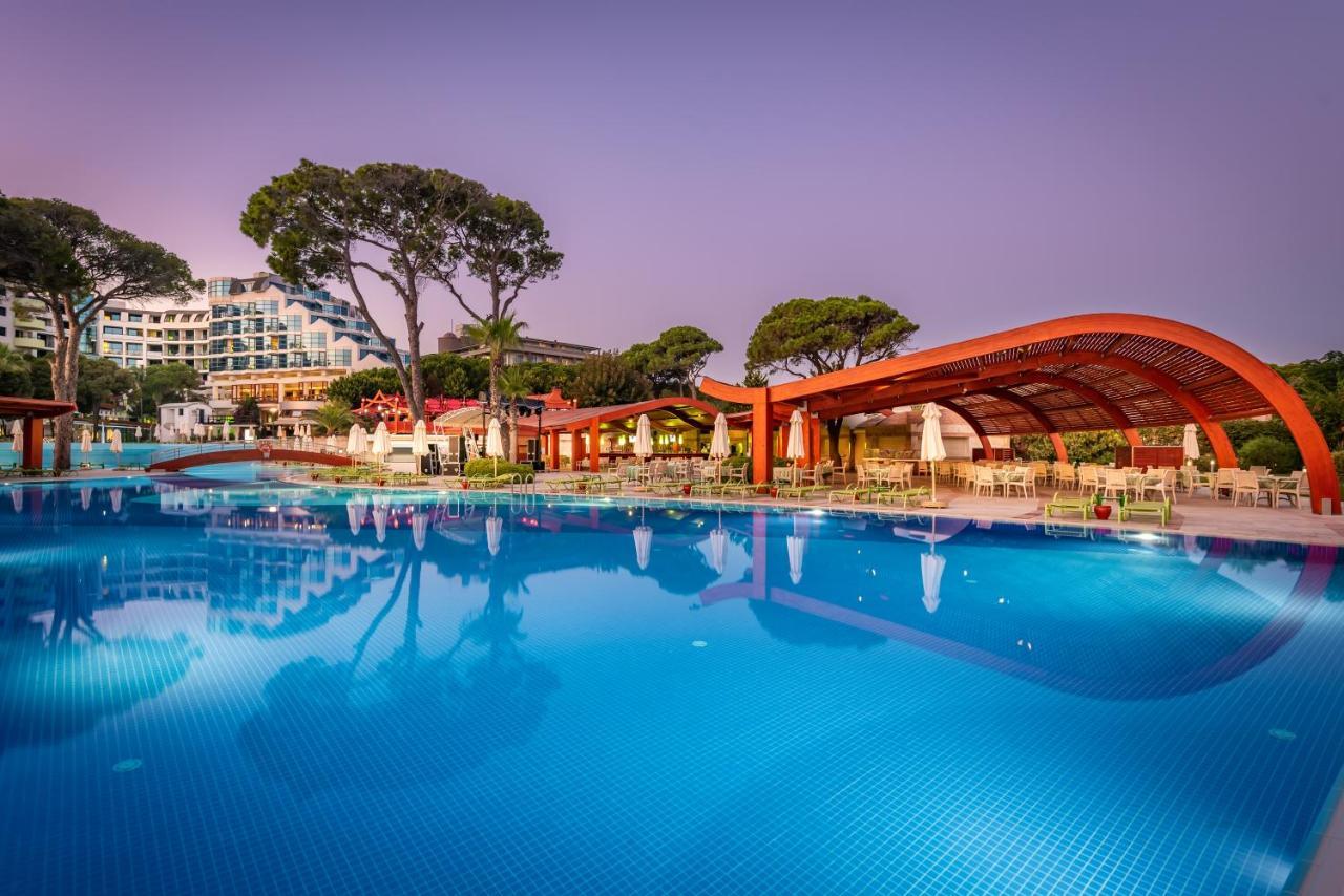 Cornelia De Luxe Resort Belek Exterior foto